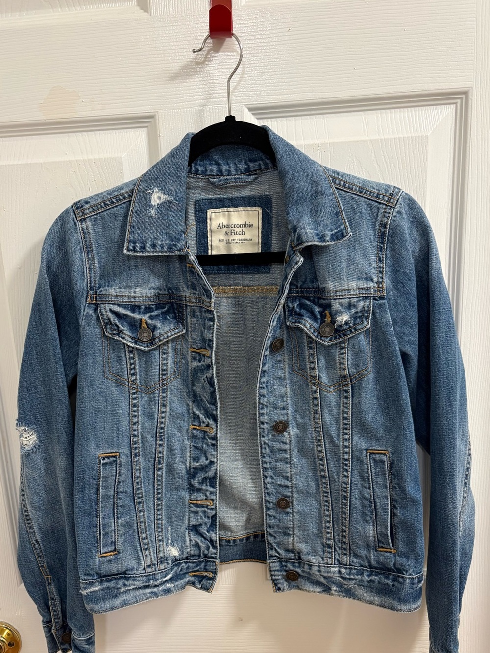Abercrombie & Fitch blue denim trucker jacket
